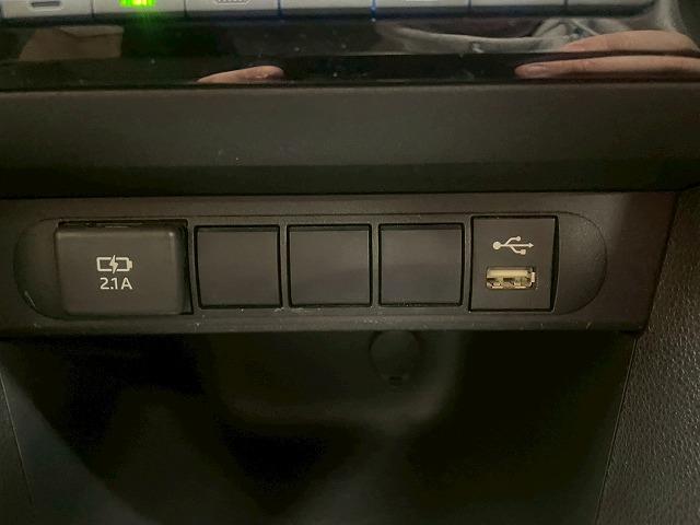 ヤリスクロス ハイブリッドＧ　純正ナビＴＶ　全周囲　追従クルコン　ＥＴＣ　ブラインドスポットモニター　ドライブレコーダー　ＵＳＢポート　オートマチックハイビーム　ステアリングリモコン　純正１６インチアルミ　ＬＥＤヘッドライト（29枚目）