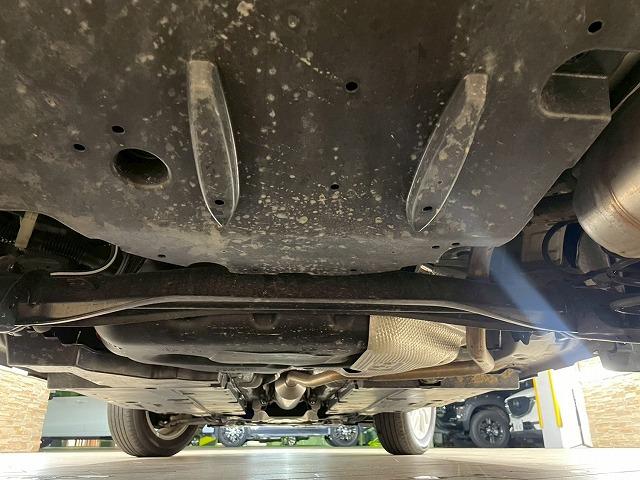 ヤリスクロス ハイブリッドＧ　純正ナビＴＶ　全周囲　追従クルコン　ＥＴＣ　ブラインドスポットモニター　ドライブレコーダー　ＵＳＢポート　オートマチックハイビーム　ステアリングリモコン　純正１６インチアルミ　ＬＥＤヘッドライト（60枚目）