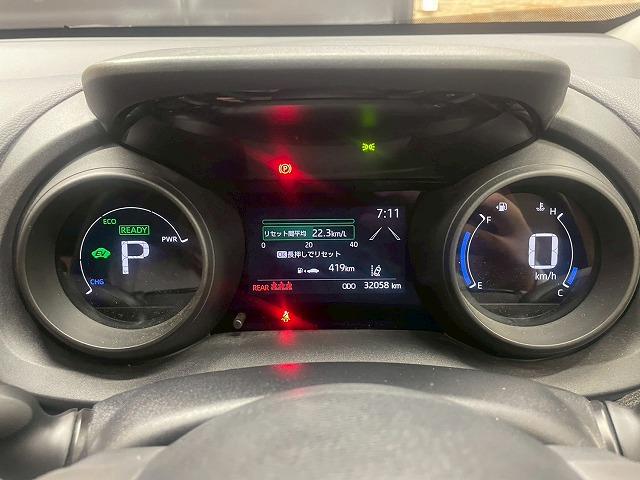 ヤリスクロス ハイブリッドＧ　純正ナビＴＶ　全周囲　追従クルコン　ＥＴＣ　ブラインドスポットモニター　ドライブレコーダー　ＵＳＢポート　オートマチックハイビーム　ステアリングリモコン　純正１６インチアルミ　ＬＥＤヘッドライト（69枚目）