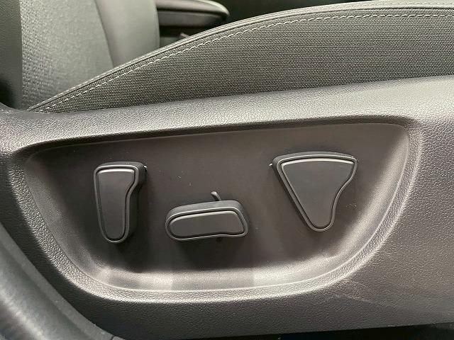 ヤリスクロス ハイブリッドＺ　ウルバーノ　純正ナビＴＶ　全周囲　ハーフレザー　ＥＴＣ　レーダークルコン　ＢＳＭ　オートマチックハイビーム　シートヒーター　ステアリングヒーター　ＬＥＤヘッド　純正１８インチアルミ　スマキープッシュ　ＨＤＭＩ（37枚目）