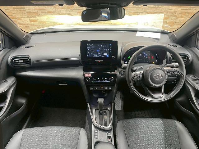 ヤリスクロス ハイブリッドＺ　ウルバーノ　純正ナビＴＶ　全周囲　ハーフレザー　ＥＴＣ　レーダークルコン　ＢＳＭ　オートマチックハイビーム　シートヒーター　ステアリングヒーター　ＬＥＤヘッド　純正１８インチアルミ　スマキープッシュ　ＨＤＭＩ（46枚目）