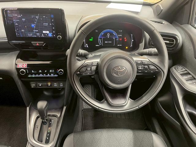 ヤリスクロス ハイブリッドＺ　ウルバーノ　純正ナビＴＶ　全周囲　ハーフレザー　ＥＴＣ　レーダークルコン　ＢＳＭ　オートマチックハイビーム　シートヒーター　ステアリングヒーター　ＬＥＤヘッド　純正１８インチアルミ　スマキープッシュ　ＨＤＭＩ（47枚目）