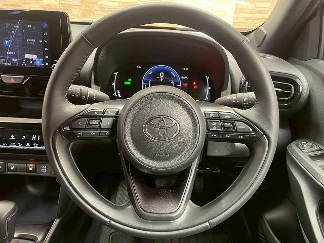 ヤリスクロス ハイブリッドＺ　ウルバーノ　純正ナビＴＶ　全周囲　ハーフレザー　ＥＴＣ　レーダークルコン　ＢＳＭ　オートマチックハイビーム　シートヒーター　ステアリングヒーター　ＬＥＤヘッド　純正１８インチアルミ　スマキープッシュ　ＨＤＭＩ（77枚目）