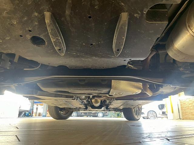 ヤリスクロス ハイブリッドＺ　ウルバーノ　純正ナビＴＶ　全周囲　ハーフレザー　ＥＴＣ　レーダークルコン　ＢＳＭ　オートマチックハイビーム　シートヒーター　ステアリングヒーター　ＬＥＤヘッド　純正１８インチアルミ　スマキープッシュ　ＨＤＭＩ（79枚目）