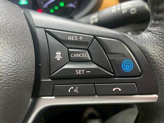 キックス Ｘ　ＦＯＵＲ　ツートーンインテリアエディション　純正ナビＴＶ　全周囲　プロパイロット　ＥＴＣ　デジタルインナーミラー　ドライブレコーダー　ＵＳＢポート　シートヒーター　オートエアコン　ＬＥＤ　純正１７インチアルミ　フォグライト　スマキープッシュ（7枚目）