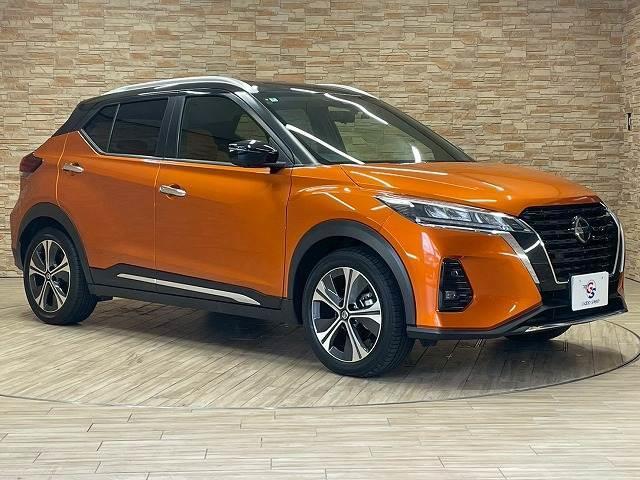 キックス Ｘ　ＦＯＵＲ　ツートーンインテリアエディション　純正ナビＴＶ　全周囲　プロパイロット　ＥＴＣ　デジタルインナーミラー　ドライブレコーダー　ＵＳＢポート　シートヒーター　オートエアコン　ＬＥＤ　純正１７インチアルミ　フォグライト　スマキープッシュ（15枚目）