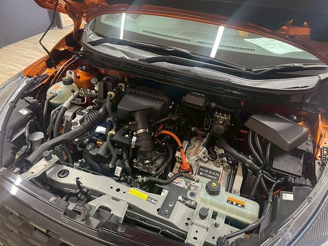 キックス Ｘ　ＦＯＵＲ　ツートーンインテリアエディション　純正ナビＴＶ　全周囲　プロパイロット　ＥＴＣ　デジタルインナーミラー　ドライブレコーダー　ＵＳＢポート　シートヒーター　オートエアコン　ＬＥＤ　純正１７インチアルミ　フォグライト　スマキープッシュ（31枚目）