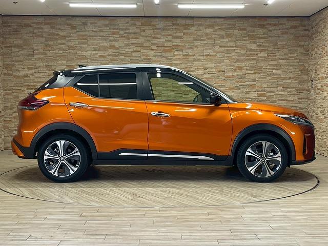 キックス Ｘ　ＦＯＵＲ　ツートーンインテリアエディション　純正ナビＴＶ　全周囲　プロパイロット　ＥＴＣ　デジタルインナーミラー　ドライブレコーダー　ＵＳＢポート　シートヒーター　オートエアコン　ＬＥＤ　純正１７インチアルミ　フォグライト　スマキープッシュ（50枚目）