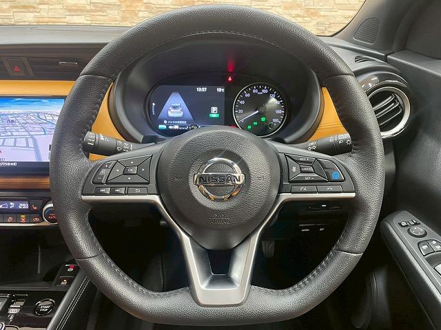 キックス Ｘ　ＦＯＵＲ　ツートーンインテリアエディション　純正ナビＴＶ　全周囲　プロパイロット　ＥＴＣ　デジタルインナーミラー　ドライブレコーダー　ＵＳＢポート　シートヒーター　オートエアコン　ＬＥＤ　純正１７インチアルミ　フォグライト　スマキープッシュ（76枚目）