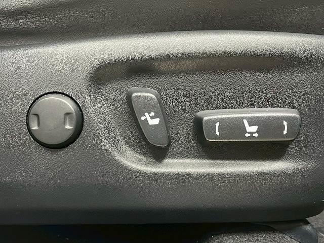 ＮＸ ＮＸ３００ｈ　バージョンＬ　革　ＢＳＭ　メーカーナビ　全周囲モニター　ドライブレコーダー　ＬＥＤヘッドライト　シートヒーター　シートクーラー　電動シート　電動リアゲート　ＥＴＣ　ＢＳＭ　レーンアシスト　追従クルーズコントロール（8枚目）