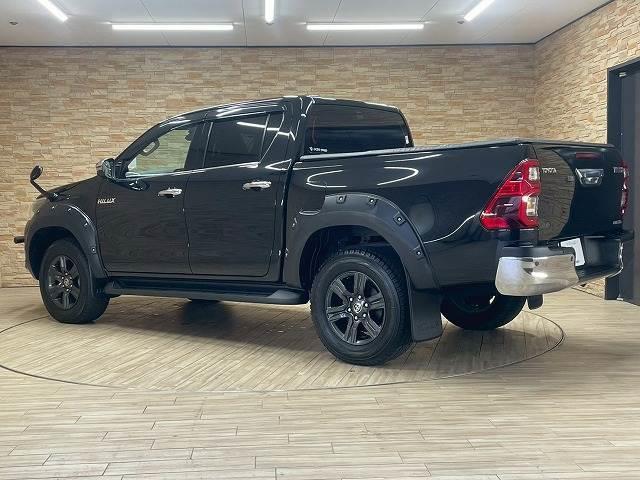 ハイラックス Ｚ　４ＷＤ　ディーゼル　純正ナビ　バックカメラ　ＥＴＣ　フルセグＴＶ　スマートキー　ＬＥＤヘッドライト　ダウンヒルアシストコントロール　スマートキー　プッシュスタート　純正１７インチＡＷ　切り替え４ＷＤ（17枚目）