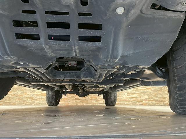 ハイラックス Ｚ　４ＷＤ　ディーゼル　純正ナビ　バックカメラ　ＥＴＣ　フルセグＴＶ　スマートキー　ＬＥＤヘッドライト　ダウンヒルアシストコントロール　スマートキー　プッシュスタート　純正１７インチＡＷ　切り替え４ＷＤ（24枚目）