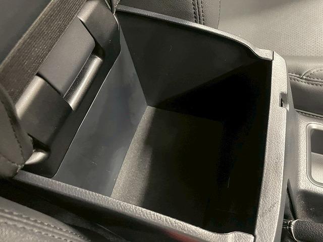 ハイラックス Ｚ　４ＷＤ　ディーゼル　純正ナビ　バックカメラ　ＥＴＣ　フルセグＴＶ　スマートキー　ＬＥＤヘッドライト　ダウンヒルアシストコントロール　スマートキー　プッシュスタート　純正１７インチＡＷ　切り替え４ＷＤ（47枚目）