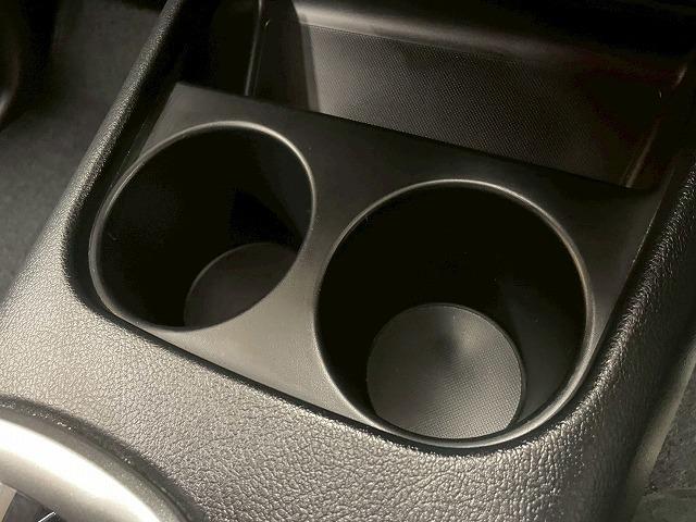 ハイラックス Ｚ　４ＷＤ　ディーゼル　純正ナビ　バックカメラ　ＥＴＣ　フルセグＴＶ　スマートキー　ＬＥＤヘッドライト　ダウンヒルアシストコントロール　スマートキー　プッシュスタート　純正１７インチＡＷ　切り替え４ＷＤ（52枚目）