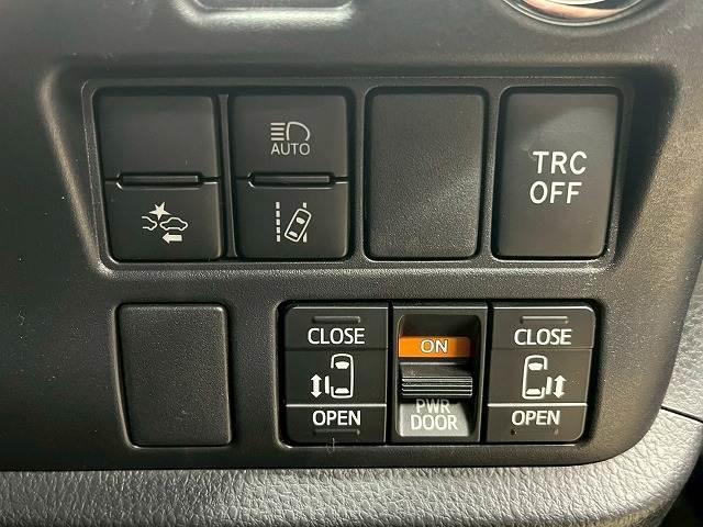 ノア ハイブリッドＳｉ　ダブルバイビーＩＩ　純正１０インチナビＴＶ　後席フリップダウン　スマートキープッシュスタート　クルーズコントロール　シートヒーター　ドライブレコーダー　ビルトインＥＴＣ　両側電動スライド　純正１６インチアルミ　ＬＥＤ（8枚目）