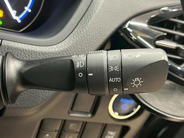 ノア ハイブリッドＳｉ　ダブルバイビーＩＩ　純正１０インチナビＴＶ　後席フリップダウン　スマートキープッシュスタート　クルーズコントロール　シートヒーター　ドライブレコーダー　ビルトインＥＴＣ　両側電動スライド　純正１６インチアルミ　ＬＥＤ（26枚目）