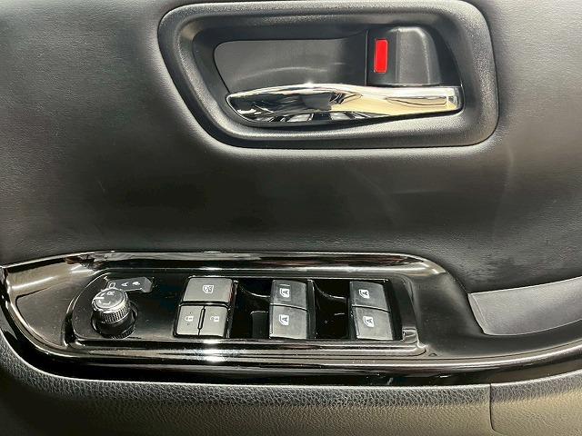 ノア ハイブリッドＳｉ　ダブルバイビーＩＩ　純正１０インチナビＴＶ　後席フリップダウン　スマートキープッシュスタート　クルーズコントロール　シートヒーター　ドライブレコーダー　ビルトインＥＴＣ　両側電動スライド　純正１６インチアルミ　ＬＥＤ（42枚目）