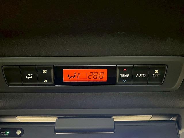 ノア ハイブリッドＳｉ　ダブルバイビーＩＩ　純正１０インチナビＴＶ　後席フリップダウン　スマートキープッシュスタート　クルーズコントロール　シートヒーター　ドライブレコーダー　ビルトインＥＴＣ　両側電動スライド　純正１６インチアルミ　ＬＥＤ（57枚目）