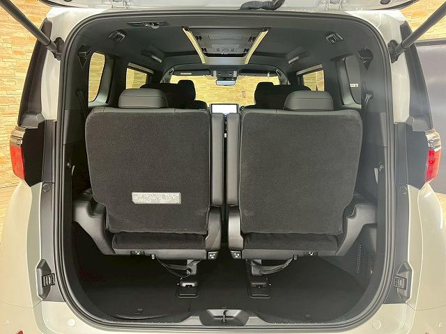 アルファードハイブリッド Ｚ　メーカーナビＴＶ　左右独立ムーンルーフ　レザーシート　シートヒーター　シートベンチレーション　ＨＵＳ　ＢＳＭ　ＨＤＭＩ　デジタルインナーミラー　ＥＴＣ　ＡＣ１００Ｖ　レーダークルコン　電動リアゲート（73枚目）