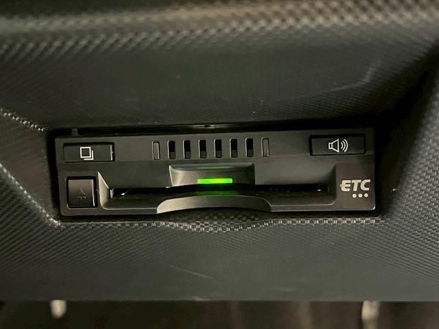 ライズ Ｚ　純正ナビ　全周囲　ドラレコ　ＢＳＭ　ＬＥＤ　シートヒーター　コーナーセンサー　パワステ　パワーウィンドウ　ＥＴＣ　アダプティブクルーズコントロールシステム　アダプティブヘッドライト　オートエアコン（11枚目）