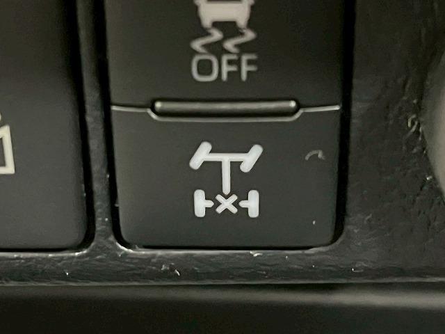 ハイラックス Z GRスポーツ 4WD GRスポーツグリル 軽油 メーカーナビ 全周囲 BSM ETC パドルシフト クリアランスソナー 追従クルコン パワーシート 純正18インチアルミ 2WD4WD切替 ヒルディセントコントロール(28枚目)