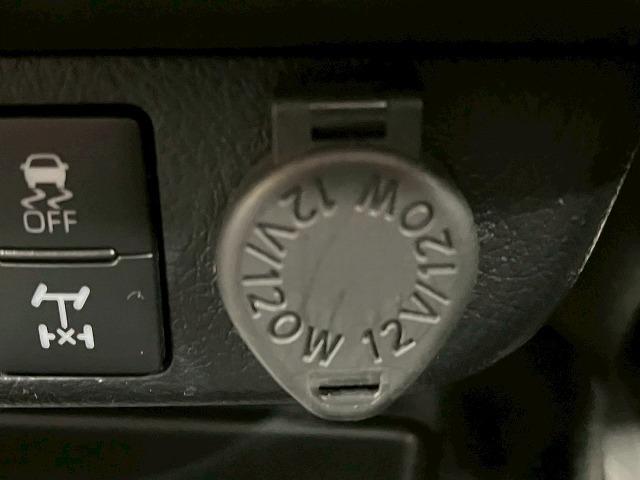 ハイラックス Z GRスポーツ 4WD GRスポーツグリル 軽油 メーカーナビ 全周囲 BSM ETC パドルシフト クリアランスソナー 追従クルコン パワーシート 純正18インチアルミ 2WD4WD切替 ヒルディセントコントロール(29枚目)