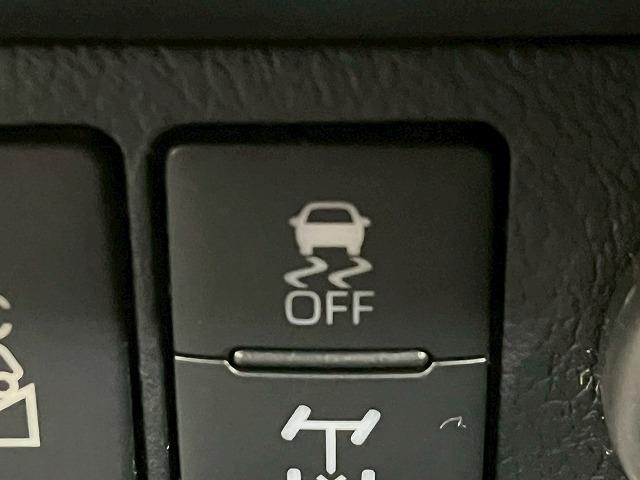 ハイラックス Z GRスポーツ 4WD GRスポーツグリル 軽油 メーカーナビ 全周囲 BSM ETC パドルシフト クリアランスソナー 追従クルコン パワーシート 純正18インチアルミ 2WD4WD切替 ヒルディセントコントロール(31枚目)