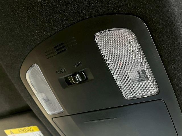 ハイラックス Z GRスポーツ 4WD GRスポーツグリル 軽油 メーカーナビ 全周囲 BSM ETC パドルシフト クリアランスソナー 追従クルコン パワーシート 純正18インチアルミ 2WD4WD切替 ヒルディセントコントロール(46枚目)