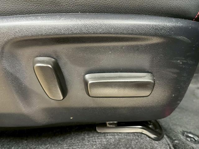 ハイラックス Z GRスポーツ 4WD GRスポーツグリル 軽油 メーカーナビ 全周囲 BSM ETC パドルシフト クリアランスソナー 追従クルコン パワーシート 純正18インチアルミ 2WD4WD切替 ヒルディセントコントロール(68枚目)