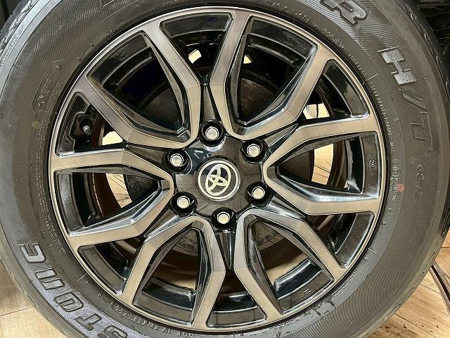 ハイラックス Z GRスポーツ 4WD GRスポーツグリル 軽油 メーカーナビ 全周囲 BSM ETC パドルシフト クリアランスソナー 追従クルコン パワーシート 純正18インチアルミ 2WD4WD切替 ヒルディセントコントロール(72枚目)