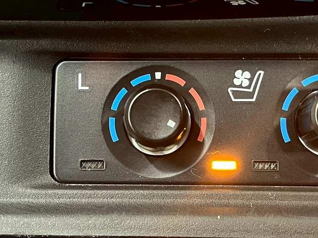 ヴェルファイアハイブリッド ZR 4WD JBLサウンドメーカーナビ 追従クルーズコントロール BSM LED 電動スライドドア シートヒーター シートベンチレーション デジタルインナーミラー オートハイビーム ダブルエアコン(41枚目)