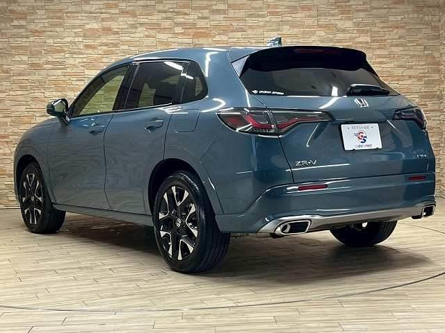 ＺＲ－Ｖ ｅ：ＨＥＶ　Ｚ　４ＷＤ　９型ナビ　ＢＯＳＥ　全周囲　革　フルセグＴＶ　ワイパーデアイサ―　シートヒーター　ワイヤレス充電　シートメモリー　ドラレコ　ＥＴＣ　ＬＥＤヘッドライト　電動リアゲート　純正アルミホイール（17枚目）