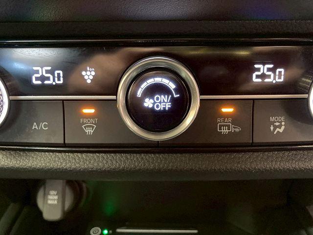 ＺＲ－Ｖ ｅ：ＨＥＶ　Ｚ　４ＷＤ　９型ナビ　ＢＯＳＥ　全周囲　革　フルセグＴＶ　ワイパーデアイサ―　シートヒーター　ワイヤレス充電　シートメモリー　ドラレコ　ＥＴＣ　ＬＥＤヘッドライト　電動リアゲート　純正アルミホイール（49枚目）