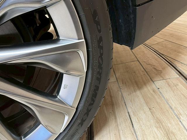 クラウンクロスオーバー Gアドバンスド・レザーパッケージ 4WD メーカーナビ 全周囲 追従クルーズコントロール デジタルインナーミラー BSM ヘッドアップディスプレイ AC100V オートハイビーム ワイヤレス充電 シートヒーター ステアリングヒーター(24枚目)