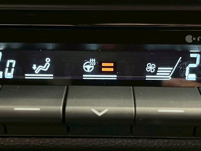 クラウンクロスオーバー Gアドバンスド・レザーパッケージ 4WD メーカーナビ 全周囲 追従クルーズコントロール デジタルインナーミラー BSM ヘッドアップディスプレイ AC100V オートハイビーム ワイヤレス充電 シートヒーター ステアリングヒーター(46枚目)