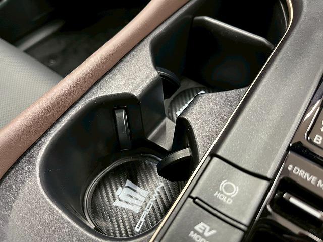 クラウンクロスオーバー Gアドバンスド・レザーパッケージ 4WD メーカーナビ 全周囲 追従クルーズコントロール デジタルインナーミラー BSM ヘッドアップディスプレイ AC100V オートハイビーム ワイヤレス充電 シートヒーター ステアリングヒーター(53枚目)