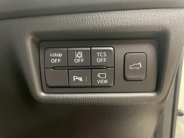 ＣＸ－５ ＸＤ　スポーツアピアランス　追従クルコン　ＢＳＭ　全周囲モニター　ヘッドアップディスプレイ　クリアランスソナー　メモリー付きパワーシート　電動リアゲート　シートヒーター　ワイヤレス充電対応　ＥＴＣ　パドルシフト　皮シート（33枚目）