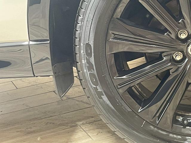 ＣＸ－５ ＸＤ　スポーツアピアランス　追従クルコン　ＢＳＭ　全周囲モニター　ヘッドアップディスプレイ　クリアランスソナー　メモリー付きパワーシート　電動リアゲート　シートヒーター　ワイヤレス充電対応　ＥＴＣ　パドルシフト　皮シート（48枚目）