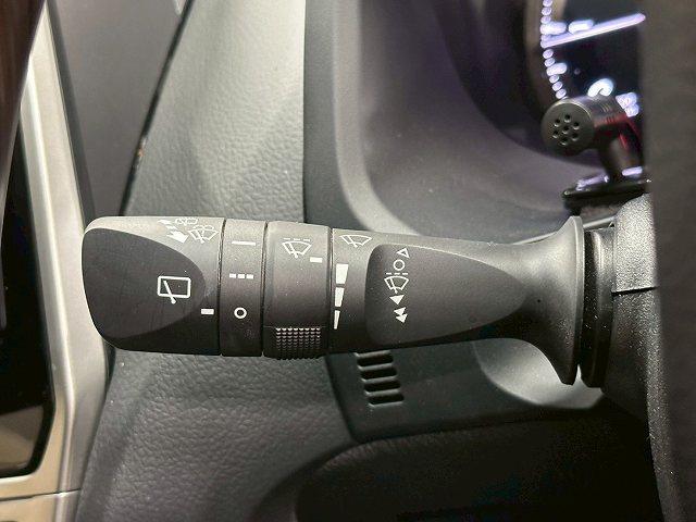 ランドクルーザープラド TX アルパイン11インチフローティングナビ サンルーフ 追従クルコン カープレイ ドライブレコーダー ETC クリアランスソナー レーベンハート17アルミ オートハイビーム 7人乗り ルーフレール(38枚目)