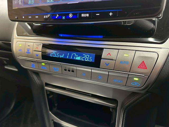 ランドクルーザープラド TX アルパイン11インチフローティングナビ サンルーフ 追従クルコン カープレイ ドライブレコーダー ETC クリアランスソナー レーベンハート17アルミ オートハイビーム 7人乗り ルーフレール(54枚目)