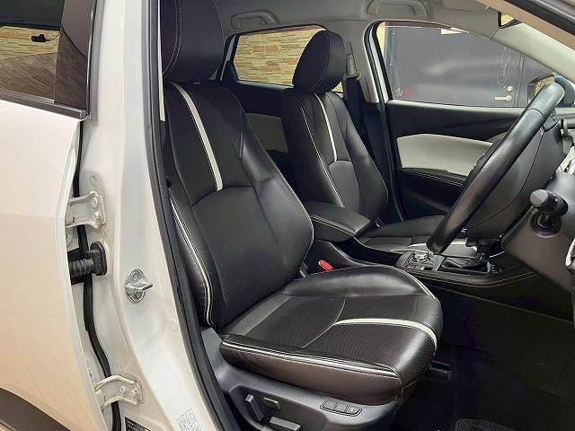 CX-3 XD エクスクルーシブモッズ シートヒーター 追従クルコン BSM ETC ステアリングヒーター ドラレコ 社外19インチアルミ レザーシート 純正ナビ コーナーセンサー シートメモリー レーンキープ オートエアコン(5枚目)