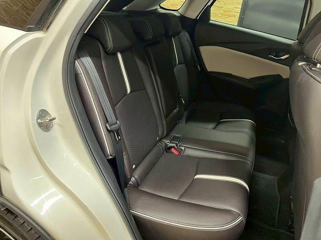 CX-3 XD エクスクルーシブモッズ シートヒーター 追従クルコン BSM ETC ステアリングヒーター ドラレコ 社外19インチアルミ レザーシート 純正ナビ コーナーセンサー シートメモリー レーンキープ オートエアコン(6枚目)