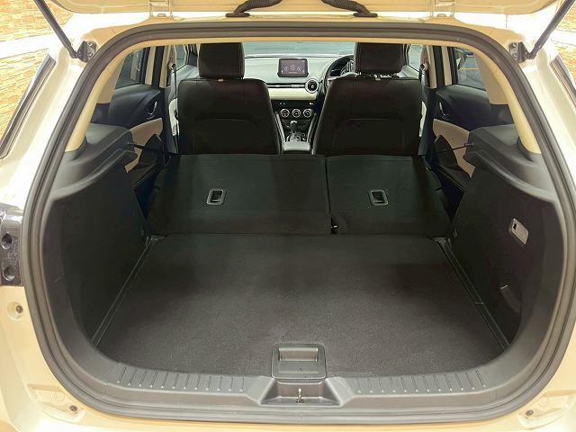 CX-3 XD エクスクルーシブモッズ シートヒーター 追従クルコン BSM ETC ステアリングヒーター ドラレコ 社外19インチアルミ レザーシート 純正ナビ コーナーセンサー シートメモリー レーンキープ オートエアコン(69枚目)