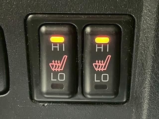 【シートヒーター】冬場はエアコンの温度設定を低めにでき、身体の芯からポカポカになります。