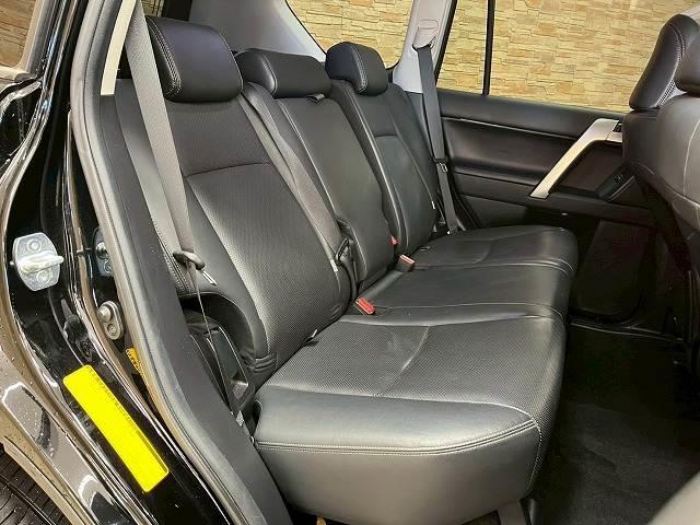 ランドクルーザープラド TX Lパッケージ TRDエアロ サンルーフ レザーシート パワーシード シートヒーター 純正9インチSDナビ フルセグTV バックカメラ ETC LEDヘッド 純正19AW 追従クルーズコントロール レーンアシスト(6枚目)