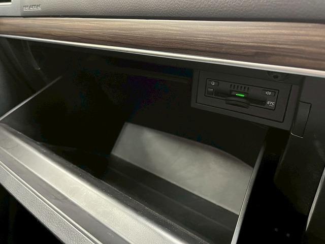 ランドクルーザープラド TX Lパッケージ TRDエアロ サンルーフ レザーシート パワーシード シートヒーター 純正9インチSDナビ フルセグTV バックカメラ ETC LEDヘッド 純正19AW 追従クルーズコントロール レーンアシスト(32枚目)