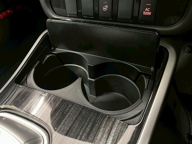 アウトランダーPHEV Gナビパッケージ 純正ナビTV 全周囲 シートヒーター ETC ステアリングヒーター AC1500W 電動リアゲート 純正アルミホイール パワーシート アルカンターラ レーンキープアシスト 衝突軽減ブレーキ ル(25枚目)