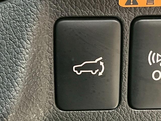 アウトランダーPHEV Gナビパッケージ 純正ナビTV 全周囲 シートヒーター ETC ステアリングヒーター AC1500W 電動リアゲート 純正アルミホイール パワーシート アルカンターラ レーンキープアシスト 衝突軽減ブレーキ ル(32枚目)