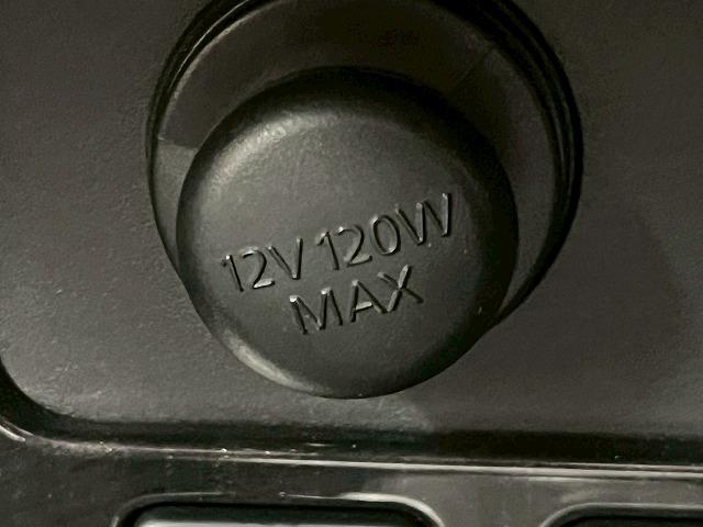 アウトランダーPHEV Gナビパッケージ 純正ナビTV 全周囲 シートヒーター ETC ステアリングヒーター AC1500W 電動リアゲート 純正アルミホイール パワーシート アルカンターラ レーンキープアシスト 衝突軽減ブレーキ ル(35枚目)