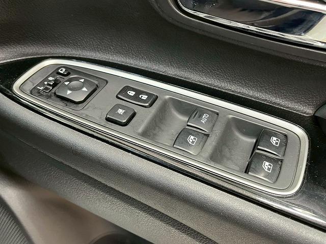 アウトランダーPHEV Gナビパッケージ 純正ナビTV 全周囲 シートヒーター ETC ステアリングヒーター AC1500W 電動リアゲート 純正アルミホイール パワーシート アルカンターラ レーンキープアシスト 衝突軽減ブレーキ ル(56枚目)